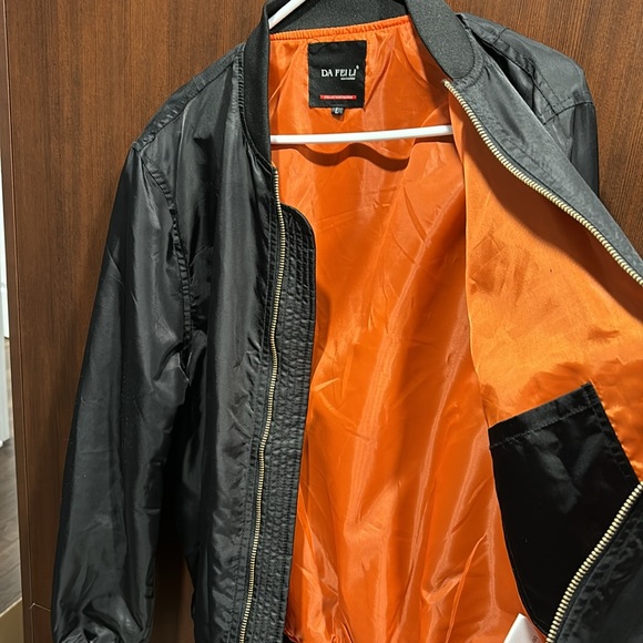 Large black bomber jacket - Picture 6 of 6